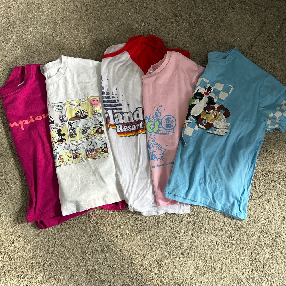 Warner Bros. Looney Tunes Blue and White T-Shirt